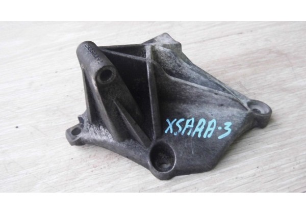 Кронштейн двигуна Peugeot, Citroen 1.6 hdi